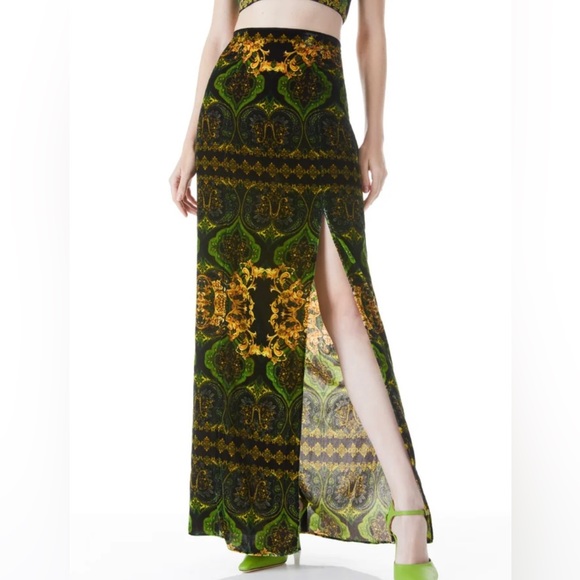 alice and olivia knotted halter top and maxi skirt set NWT S, 2 - Picture 2 of 7